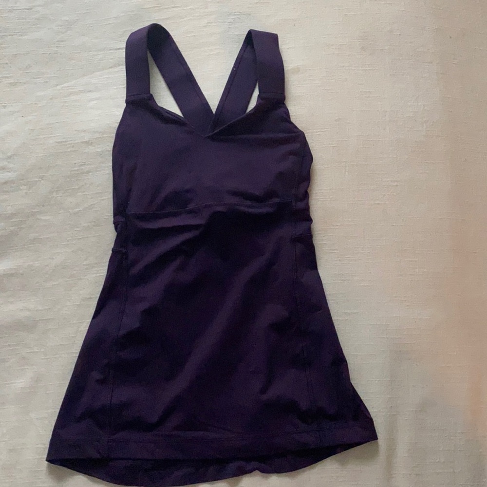 Lululemon Cross-back Workout Tank. Size 0/2.